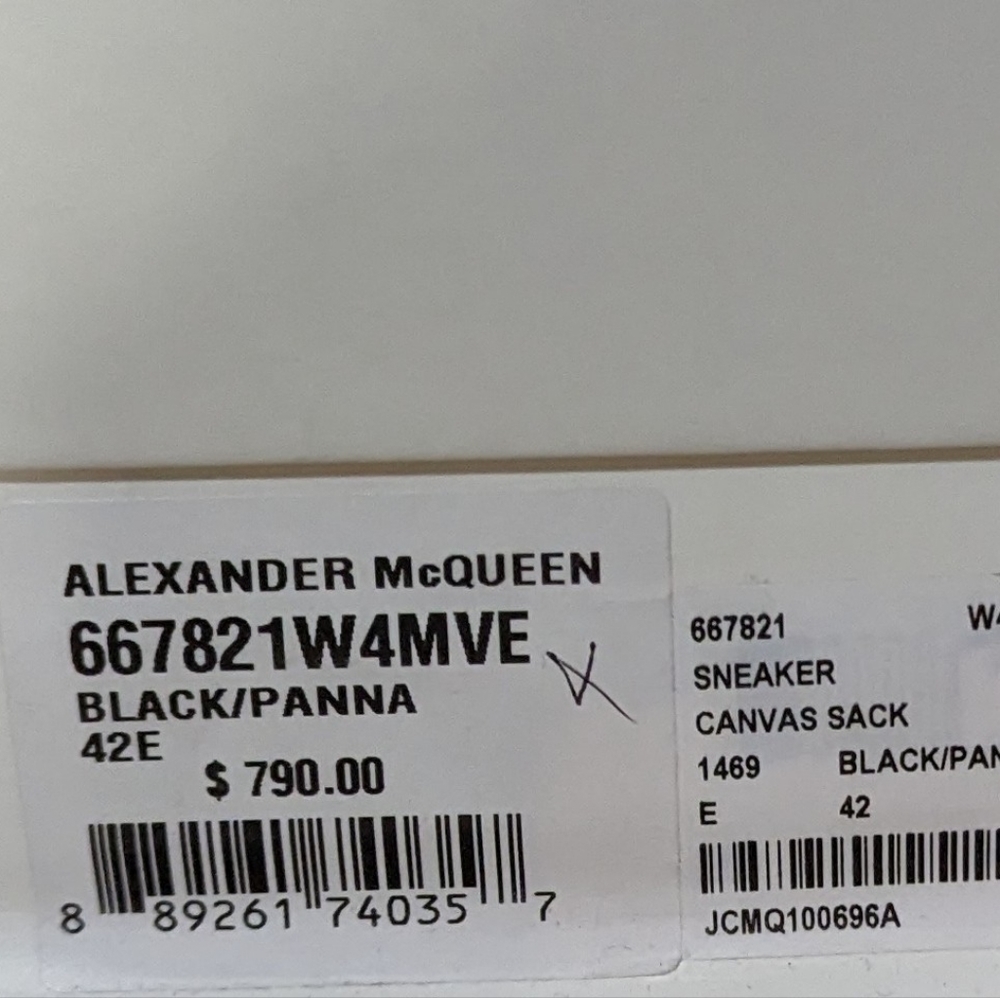 Mens Alexander McQueen Abstract Skull Slip-On Sneakers White/Black - Picture 7 of 7